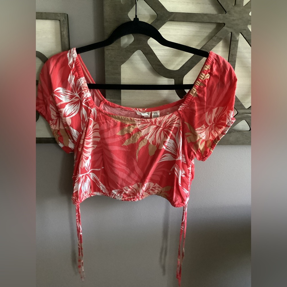 Roxy Coral Pink Floral Crop Top